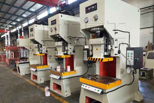 滕州液壓沖床(100噸160噸200噸300t500噸)液壓壓力機