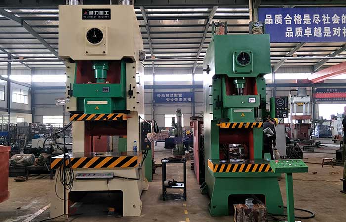 160噸氣動(dòng)沖床廠家